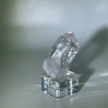 Load image into Gallery viewer, Cathedral Quartz Crystal with timelink window, Jenipapo Brazil 
