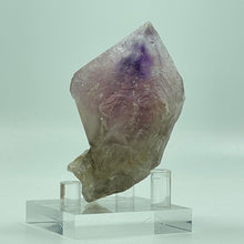Load image into Gallery viewer, Super 7 Amethyst with special formation, Espirto Santo, Brazil

