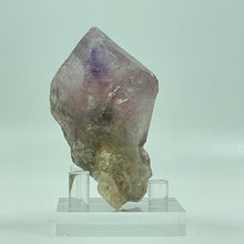 Load image into Gallery viewer, Super 7 Amethyst with special formation, Espirto Santo, Brazil
