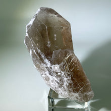 Load image into Gallery viewer, Golden Rutile Quartz Brazil
