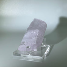 Load image into Gallery viewer, Kunzite
