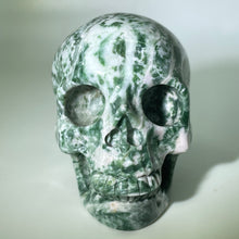 Load image into Gallery viewer, 3&quot; Moss Agate Skull
