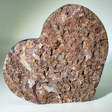 Load image into Gallery viewer, Agate Heart with Druzy Brazil
