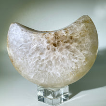 Load image into Gallery viewer, Quartz Agate Moon
