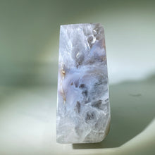 Load image into Gallery viewer, Quartz Agate Mountain
