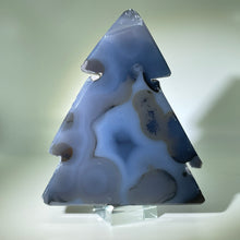 Load image into Gallery viewer, Quartz Agate Tree
