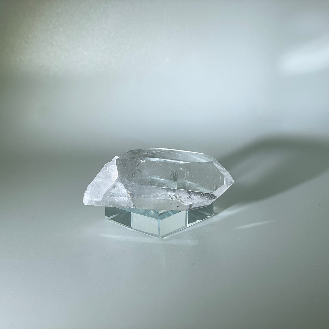 Holographic Tetrahedron Starbrary Brazil