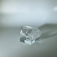 Load image into Gallery viewer, Holographic Tetrahedron Starbrary Brazil
