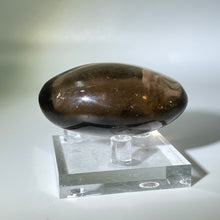 Load image into Gallery viewer, Smoky Quartz Palm Stone
