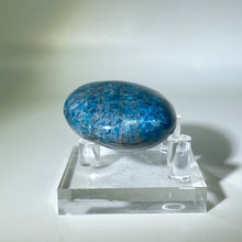 Load image into Gallery viewer, Blue Apatite Palm Stone
