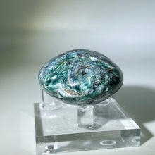Load image into Gallery viewer, Green Kyanite Palm Stone
